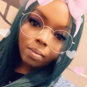 Meet your Posher, Rasheeda